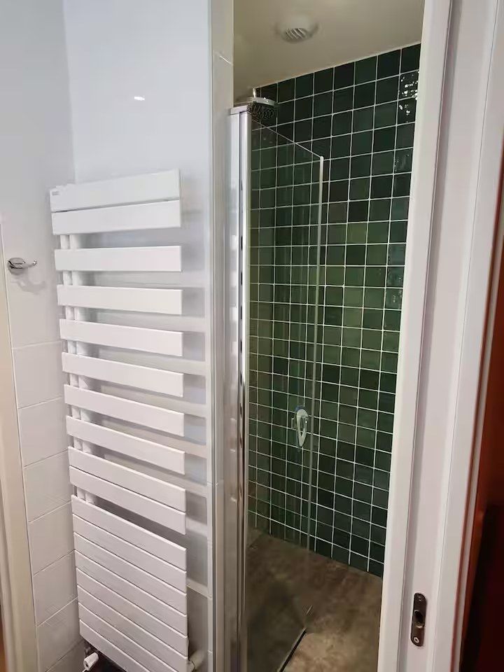 Salle d'eau des chambres 2 et 3 — la douche