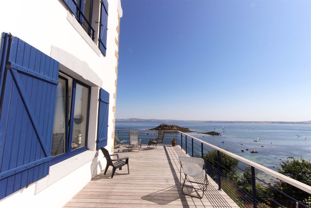 La terrasse, coin repas